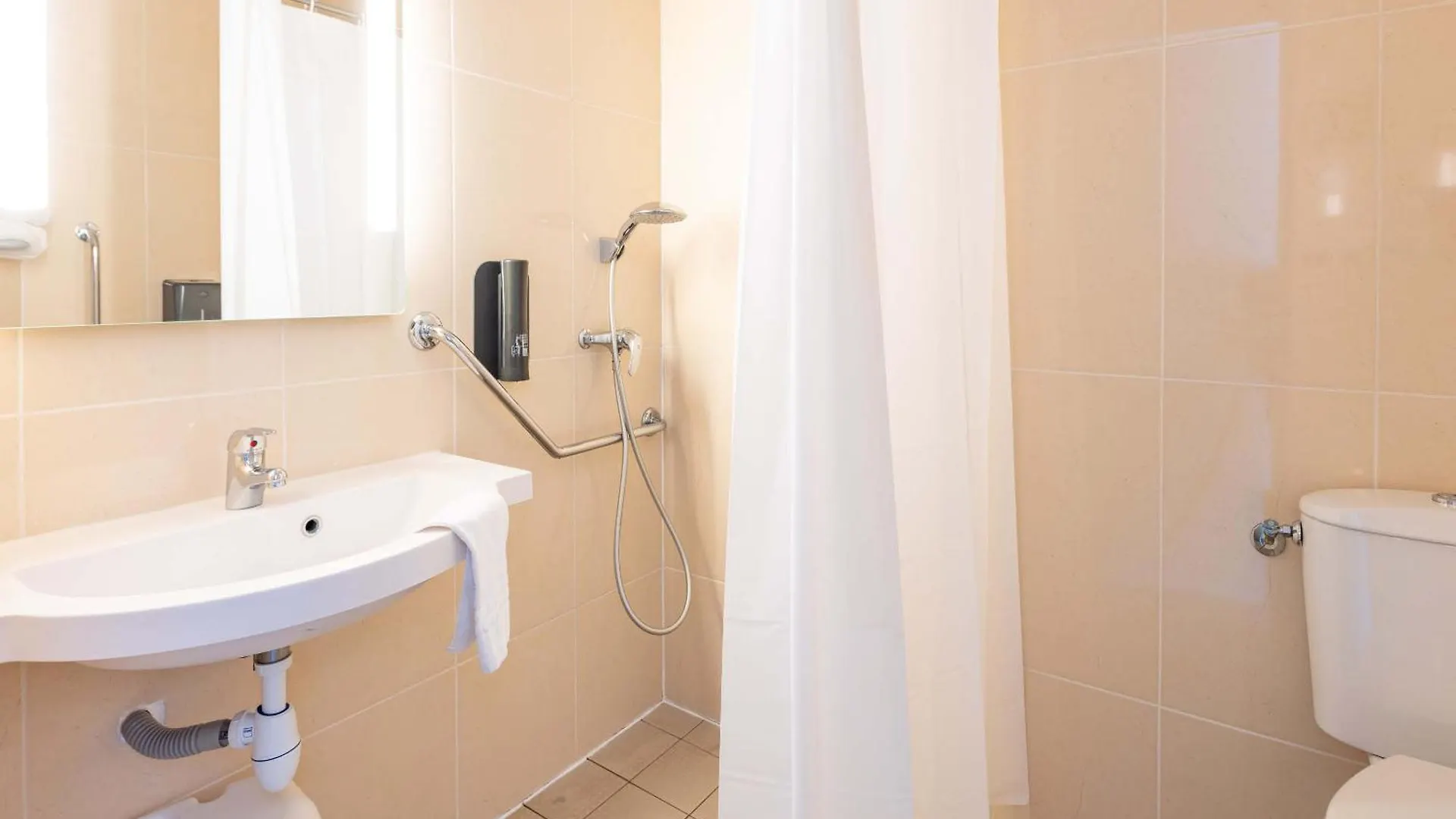 B&B Hotel Rennes Est Cesson Sevigne